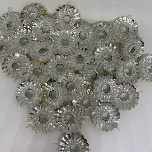 VINTAGE CHRISTMAS FOIL LIGHT REFLECTORS - Picture 2 of 6